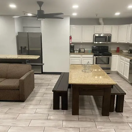 Pinetop Studio Suites-3